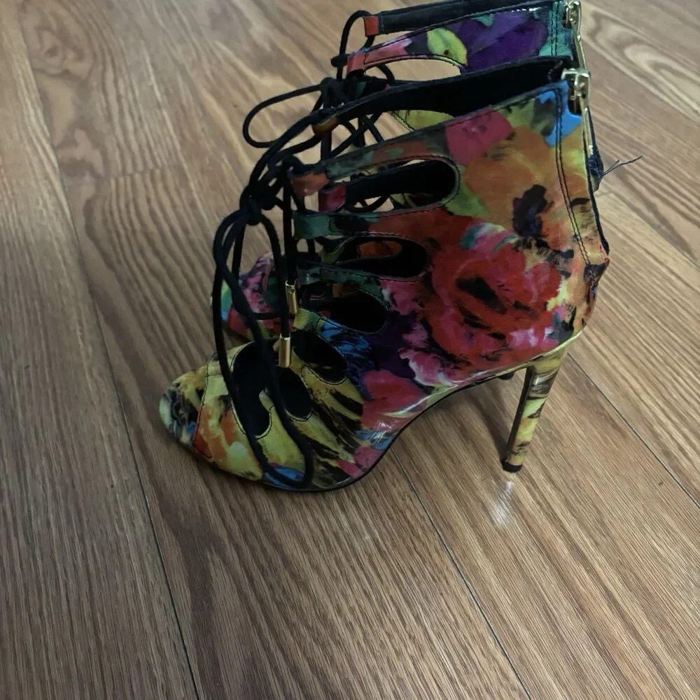 Steve Madden Women’s 7.5 Multicolor Floral Strappy Open Toe Lace-Up Heels